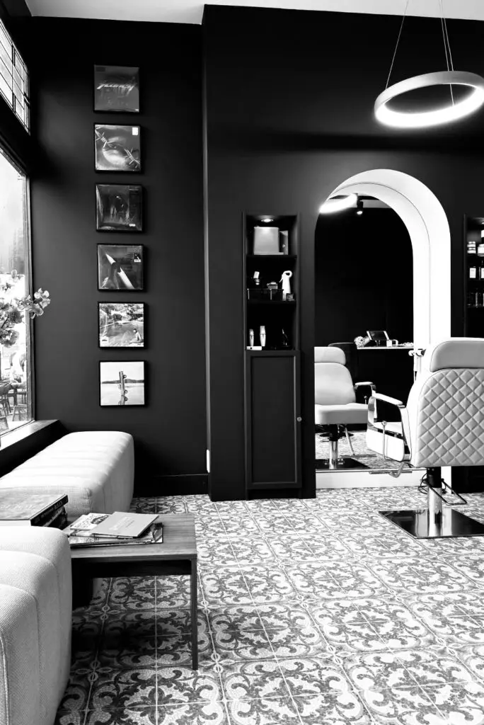 luxe barbershop interieur in Zwijndrecht